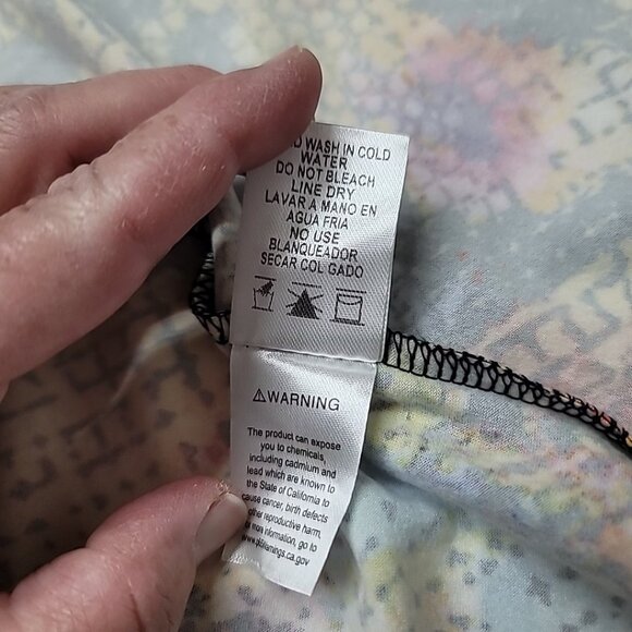 NWT Love J Women's Swimsuit Cover-up Open Front Size Sm Rainbow Snakeskin Beach - Picture 13 of 13